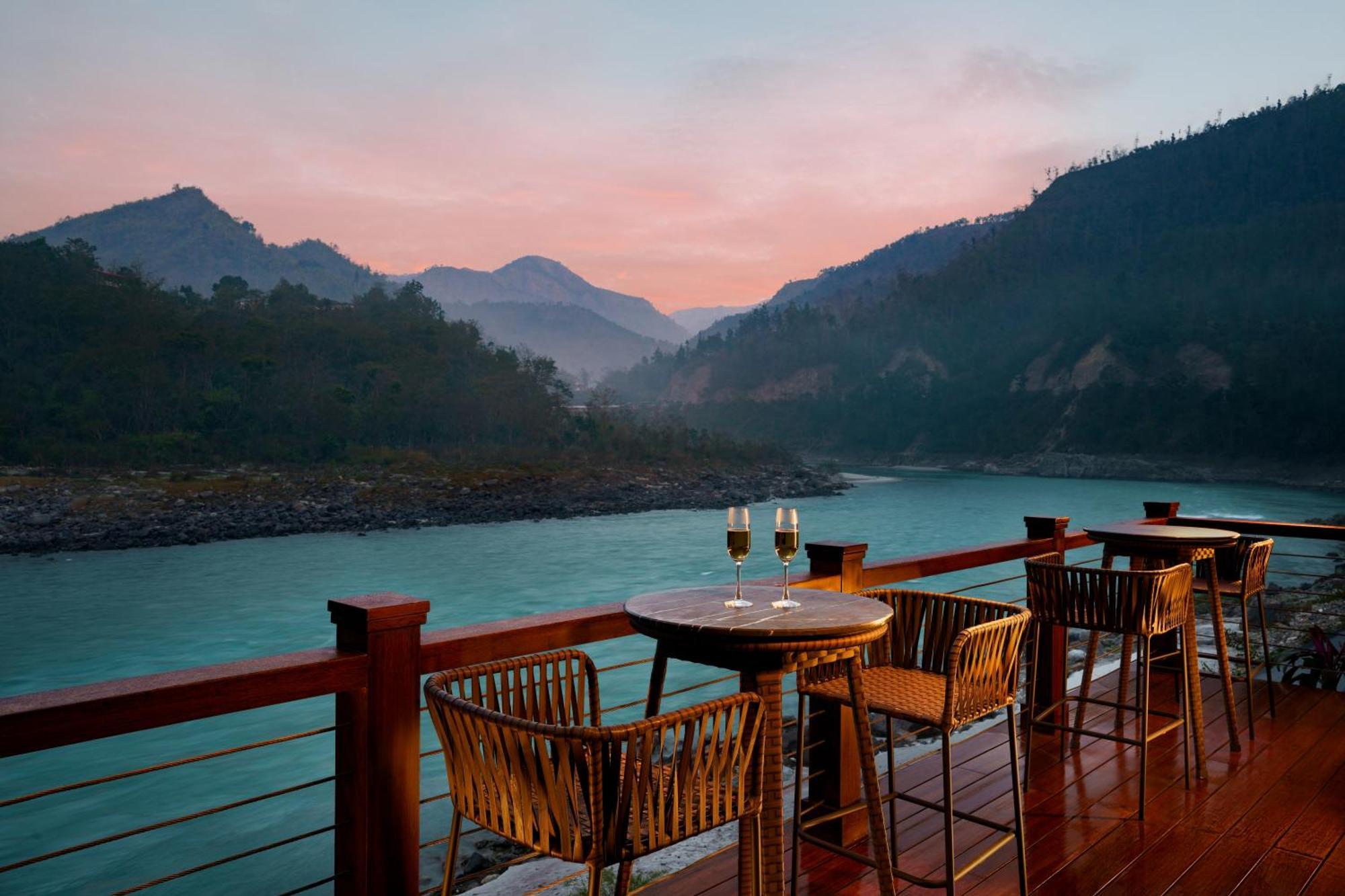 Anand Kashi By The Ganges Rishikesh - Ihcl Seleqtions Hotel Sirasu Exterior foto